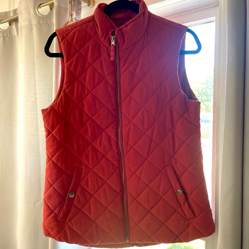 Women's SoftQuilted Vest - Rusted Red